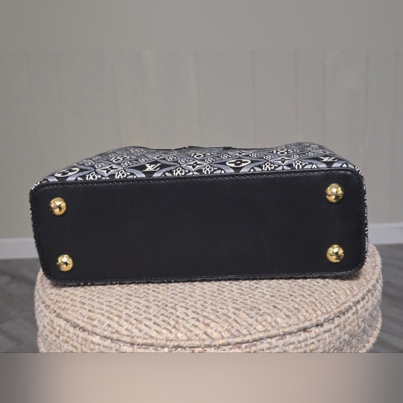 Black & Navy Patterned Bag - Picture 9 of 10
